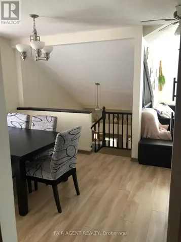 562 Erinbrook Drive Kitchener ON N2E 3M8