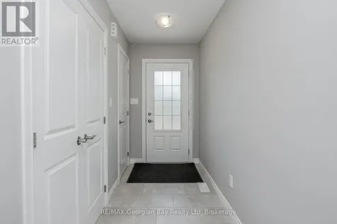 956 Cook Drive Midland ON L4R 0E4