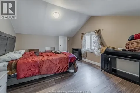 1422 Elsmere Avenue Windsor ON N8X 4G9