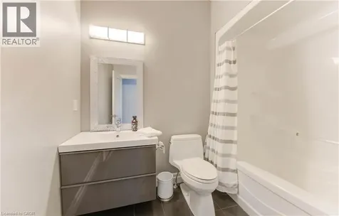 52 Edgehill Drive Kitchener ON N2P 2C6