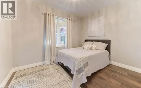 52 Edgehill Drive Kitchener ON N2P 2C6