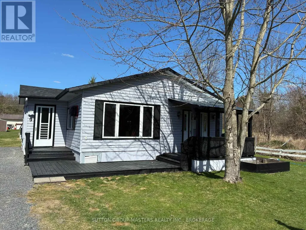 9 Patterson Boulevard Rideau Lakes ON K0G 1E0
