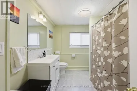 9 Patterson Boulevard Rideau Lakes ON K0G 1E0