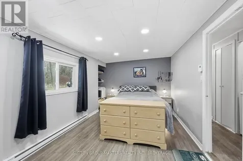 9 Patterson Boulevard Rideau Lakes ON K0G 1E0
