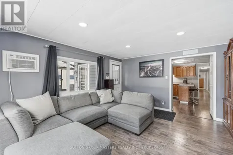 9 Patterson Boulevard Rideau Lakes ON K0G 1E0