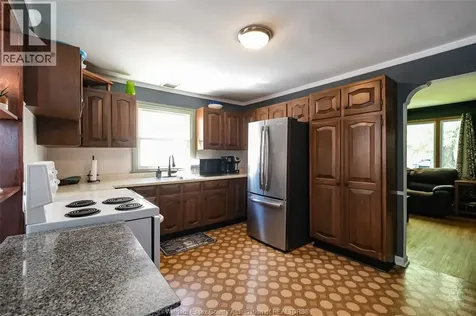 1518 Olive Road Windsor ON N8Y 4M5