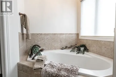 19 Hossie Terrace Stratford ON N5A 8B6