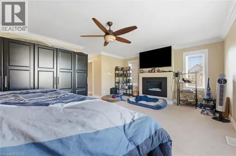 901 Valebrook Court Kitchener ON N2A 0E5