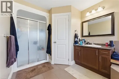 901 Valebrook Court Kitchener ON N2A 0E5