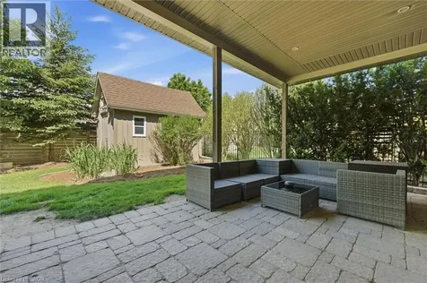 901 Valebrook Court Kitchener ON N2A 0E5