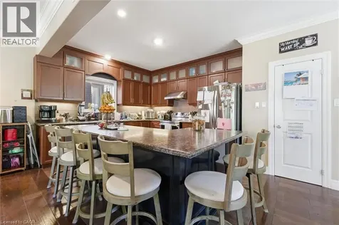 901 Valebrook Court Kitchener ON N2A 0E5