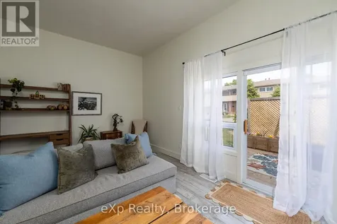 563 Tenth Street Collingwood ON L9Y 4K6