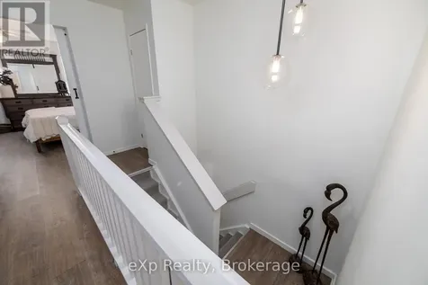 563 Tenth Street Collingwood ON L9Y 4K6