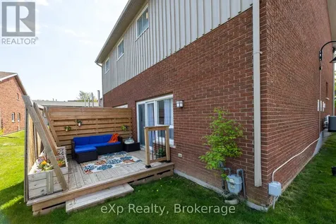 563 Tenth Street Collingwood ON L9Y 4K6