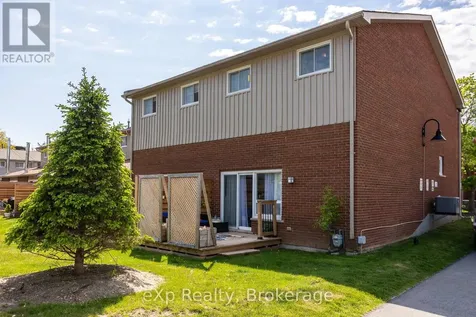 563 Tenth Street Collingwood ON L9Y 4K6