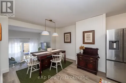 563 Tenth Street Collingwood ON L9Y 4K6