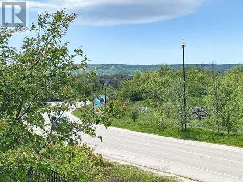 2 Joseph Trail Collingwood ON L9Y 0J2
