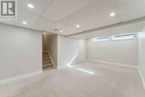7 Windhurst Drive Ottawa ON K2G 6G6