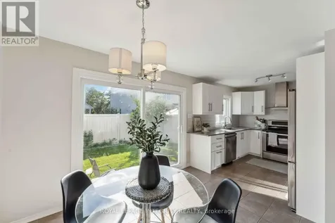 7 Windhurst Drive Ottawa ON K2G 6G6