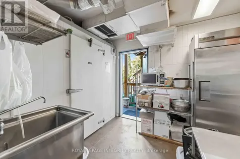266 Preston Street North Ottawa ON K1R 7R5