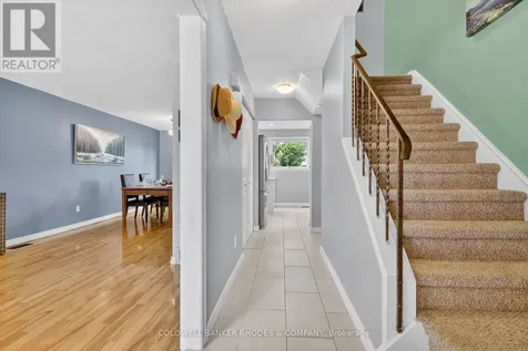 2439 Autumn Hill Crescent Ottawa ON K1B 4M6
