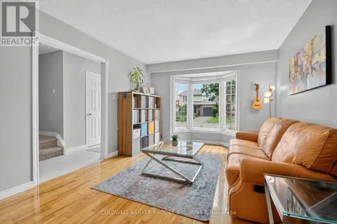 2439 Autumn Hill Crescent Ottawa ON K1B 4M6