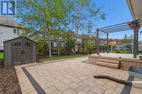 325 Creston Valley Way Ottawa ON K1T 0G6