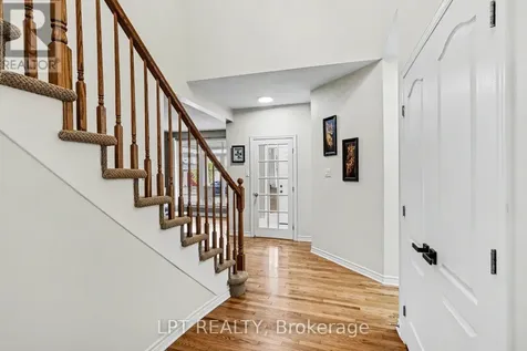 325 Creston Valley Way Ottawa ON K1T 0G6