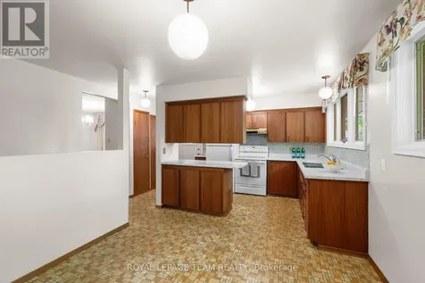 1199 Beaverwood Road Ottawa ON K4M 1A7