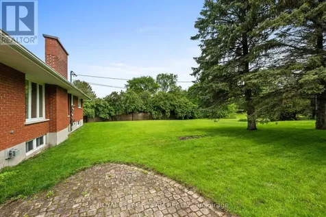 1199 Beaverwood Road Ottawa ON K4M 1A7