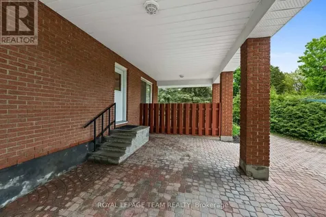 1199 Beaverwood Road Ottawa ON K4M 1A7
