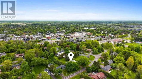1199 Beaverwood Road Ottawa ON K4M 1A7
