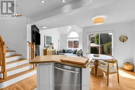 4310 Sunwood Crescent Ottawa ON K1J 1B9