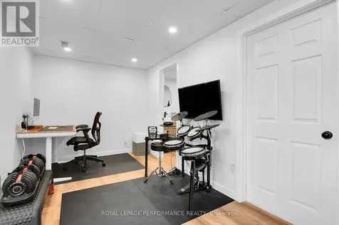 4310 Sunwood Crescent Ottawa ON K1J 1B9