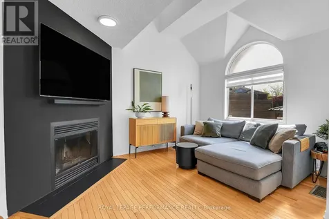 4310 Sunwood Crescent Ottawa ON K1J 1B9