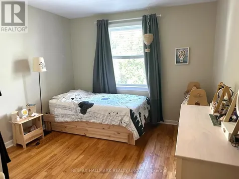 86 Gilchrist Avenue Ottawa ON K1Y 0M8