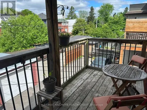 86 Gilchrist Avenue Ottawa ON K1Y 0M8