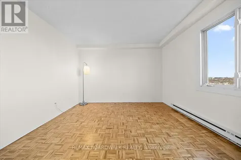 158B Mcarthur Avenue Ottawa ON K1L 8C9