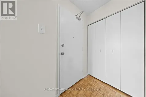 158B Mcarthur Avenue Ottawa ON K1L 8C9