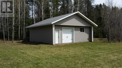 313 Wappner Road Thunder Bay ON P7G 1P4