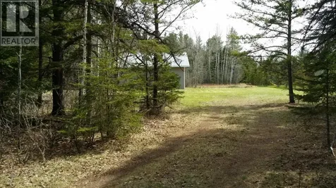 313 Wappner Road Thunder Bay ON P7G 1P4