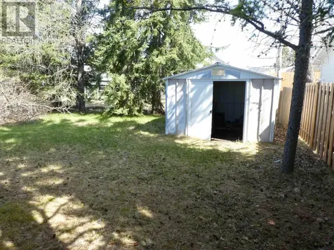 416 Fourth Ave SW Geraldton ON P0T 1M0