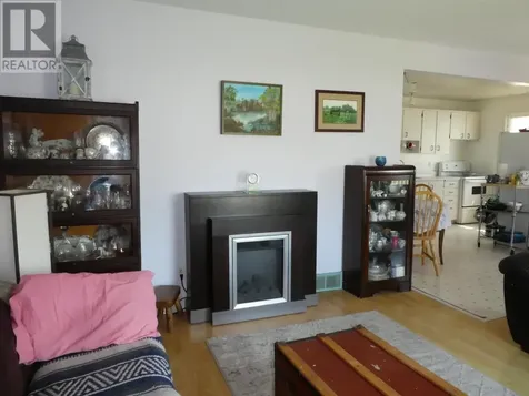 416 Fourth Ave SW Geraldton ON P0T 1M0