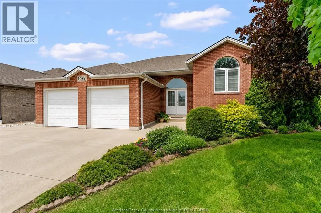 1082 Monarch Meadows Lakeshore ON N0R 1A0