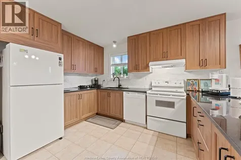 1082 Monarch Meadows Lakeshore ON N0R 1A0