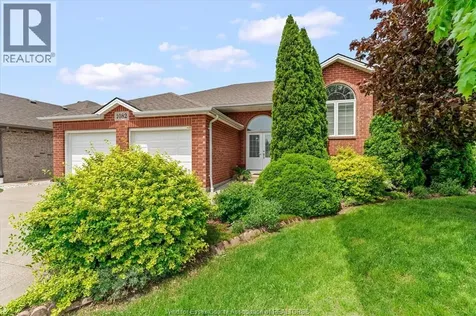 1082 Monarch Meadows Lakeshore ON N0R 1A0