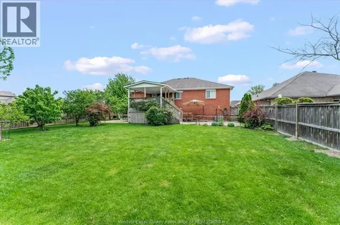 1082 Monarch Meadows Lakeshore ON N0R 1A0