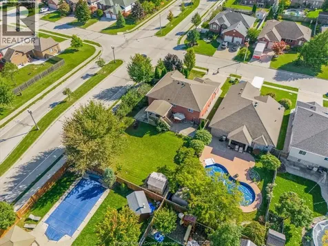1082 Monarch Meadows Lakeshore ON N0R 1A0