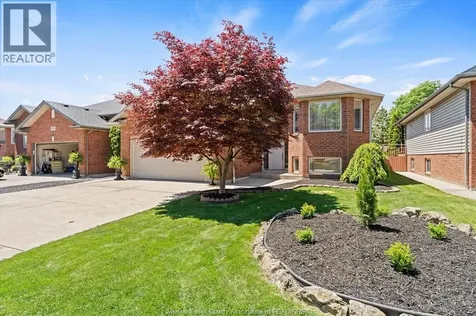 1531 Venetian Avenue Windsor ON N8P 1P9