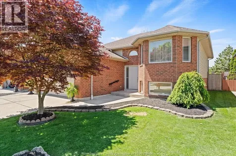 1531 Venetian Avenue Windsor ON N8P 1P9